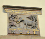 reliéf s motivem pernštejnské rodové pověsti (Pardubice)