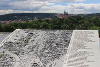 Střešní terasa Národního zemědělského muzea, výhled na Prahu