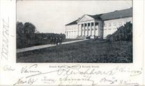 Zámek Kačina, pohled na parkové průčelí hlavní budovy a pískovou cestu vedoucí k novodvorské aleji, pohlednice z roku 1903